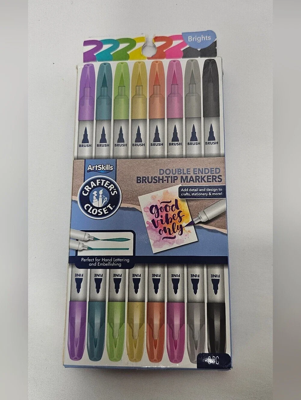 Crafter's Closet Watercolor Paint Set Double Ended Brush Markers Water Brushes